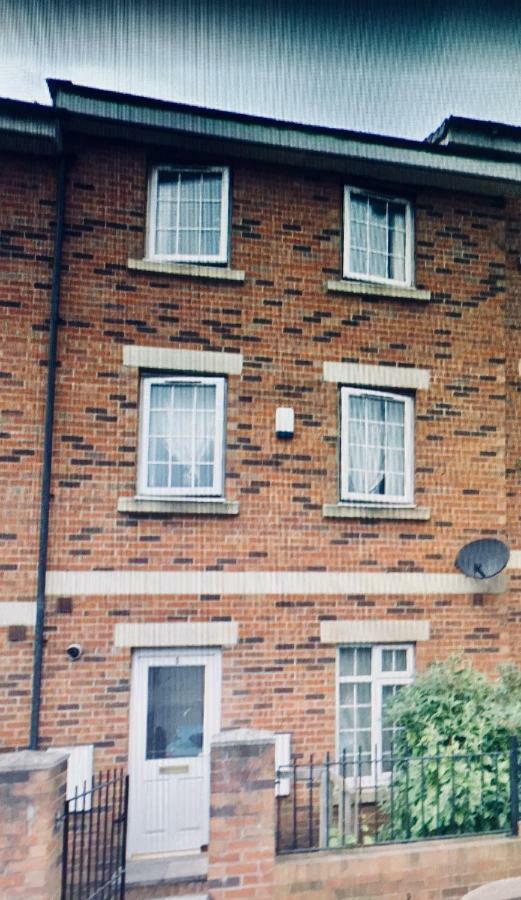 The Townhouse Newcastle Appartement Buitenkant foto